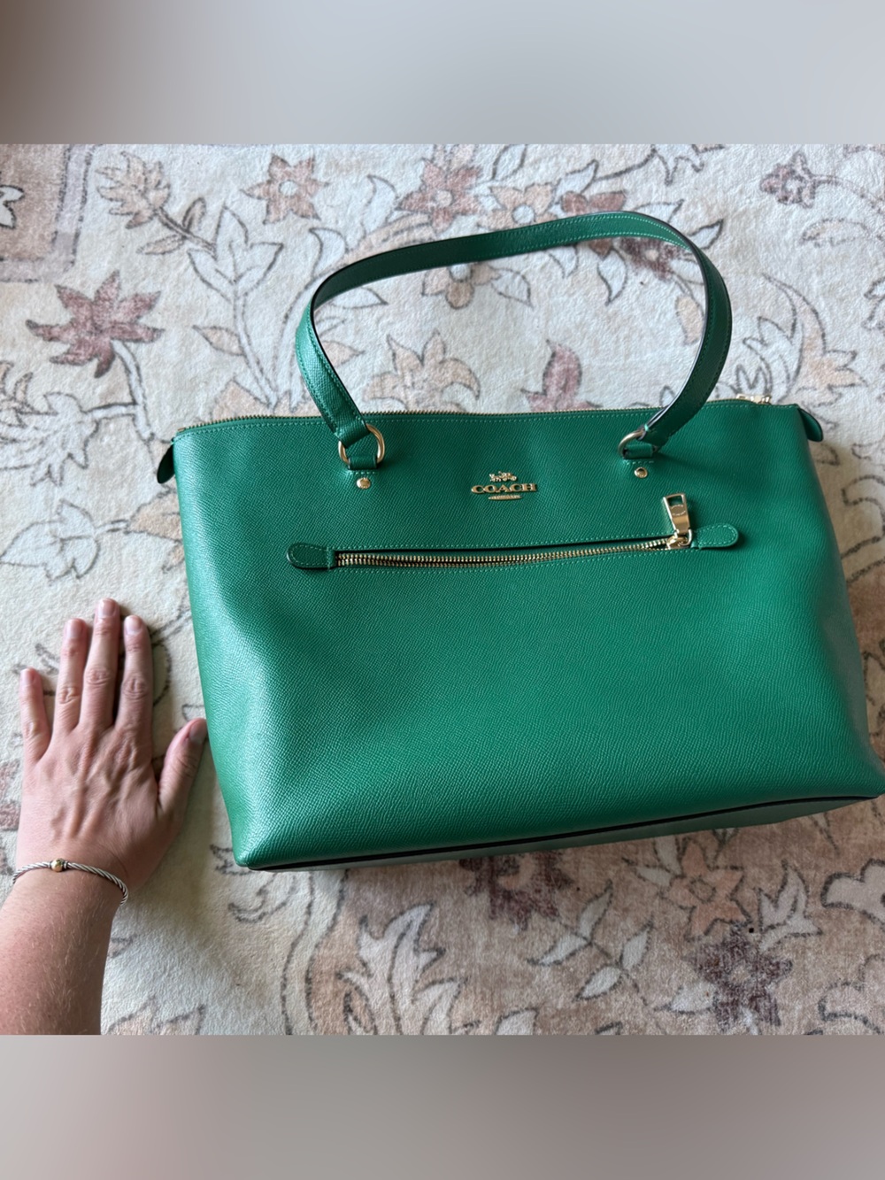 Coach Emerald Green Leather Zip-Top Tote with Gold Hardware - Picture 4 of 6